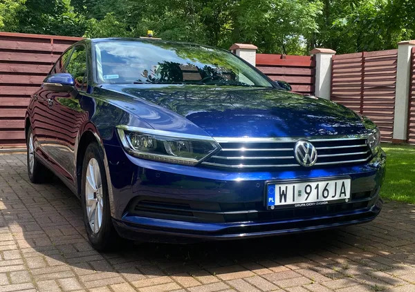 volkswagen Volkswagen Passat cena 73900 przebieg: 99600, rok produkcji 2019 z Warszawa